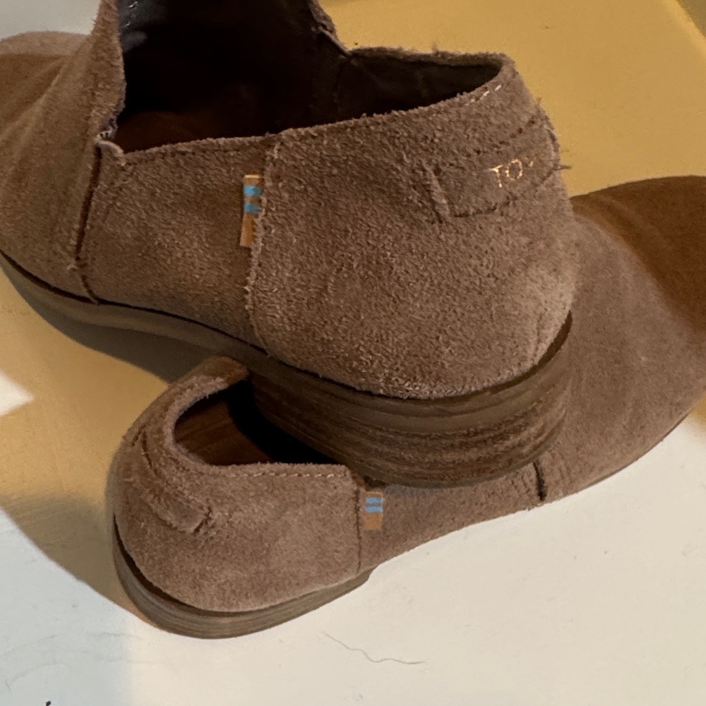 TOMS Women's Tan Suede Ankle Booties - Picture 2 of 5